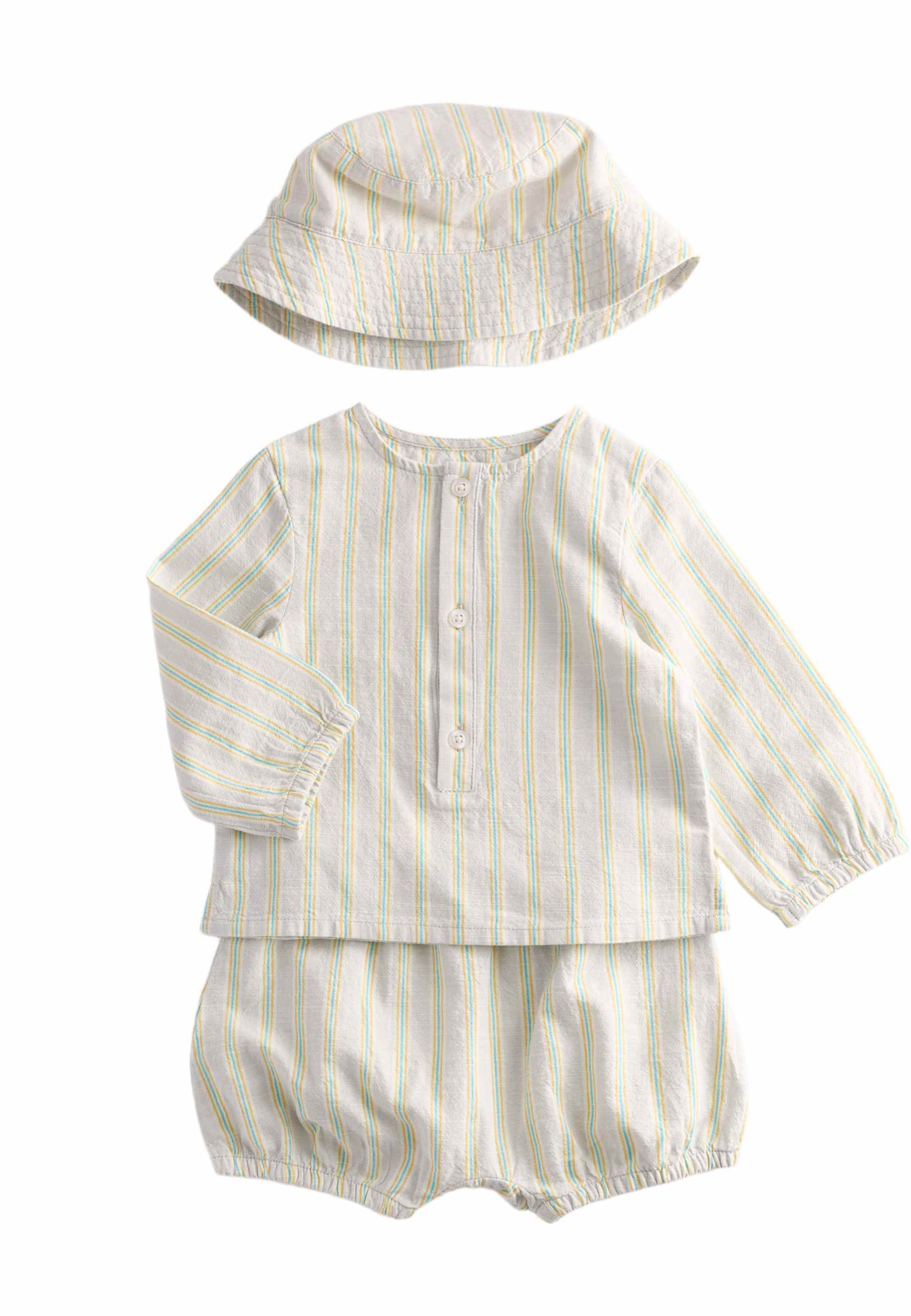 Marks & Spencer Set in Beige: front