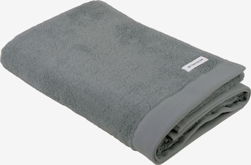 Serviette de douche TOM TAILOR en gris : devant