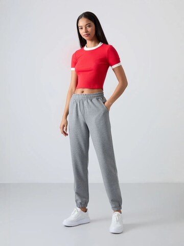 Tommy Life Tapered Pants in Grey