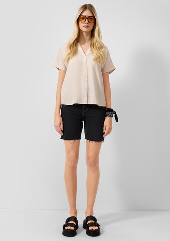 QS Regular Jeans 'Mom' in Schwarz