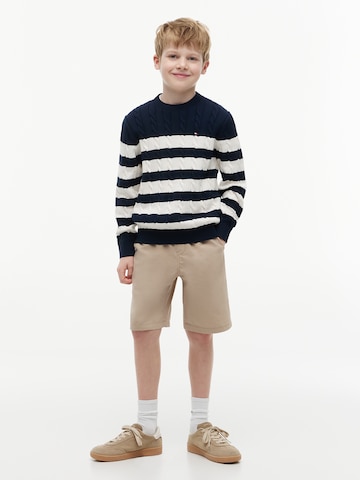 TOMMY HILFIGER Svetr 'Essential' – modrá