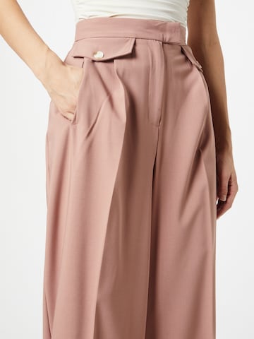 TOPSHOP Normalny krój Spodnie w kant w kolorze różowy