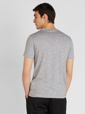 GARCIA Bluser & t-shirts i grå