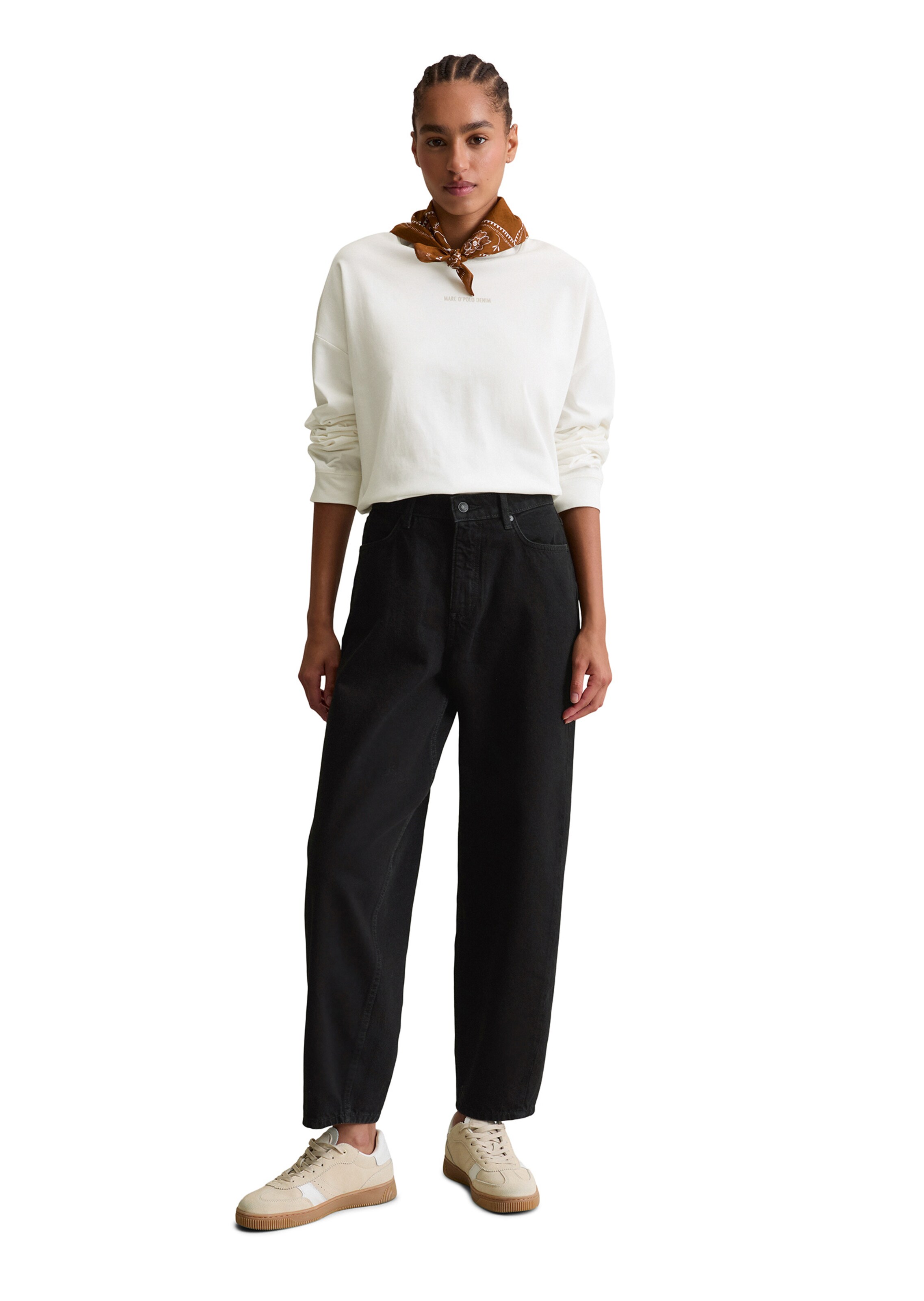 Marc O'Polo DENIM Loosefit Jeans 'Stine' in Schwarz