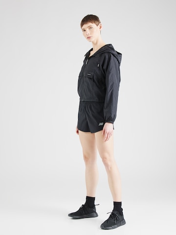 new balance Обычный Спортивные штаны 'Essentials' в Черный