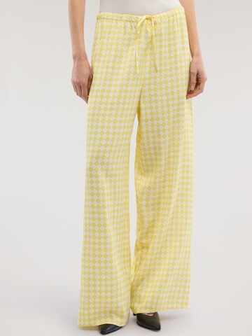 Wide Leg Pantalon Trussardi en jaune