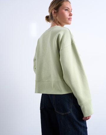 TOPSHOP Свитшот 'JELENA' в Зеленый