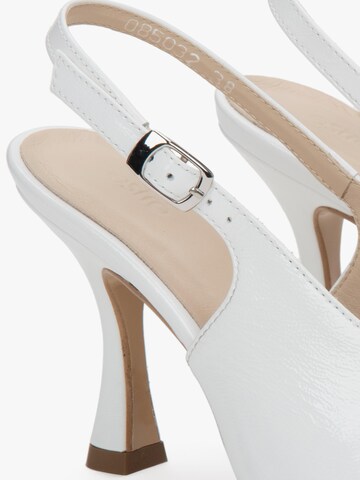 Décolleté sling '09-0850' di Estro in bianco