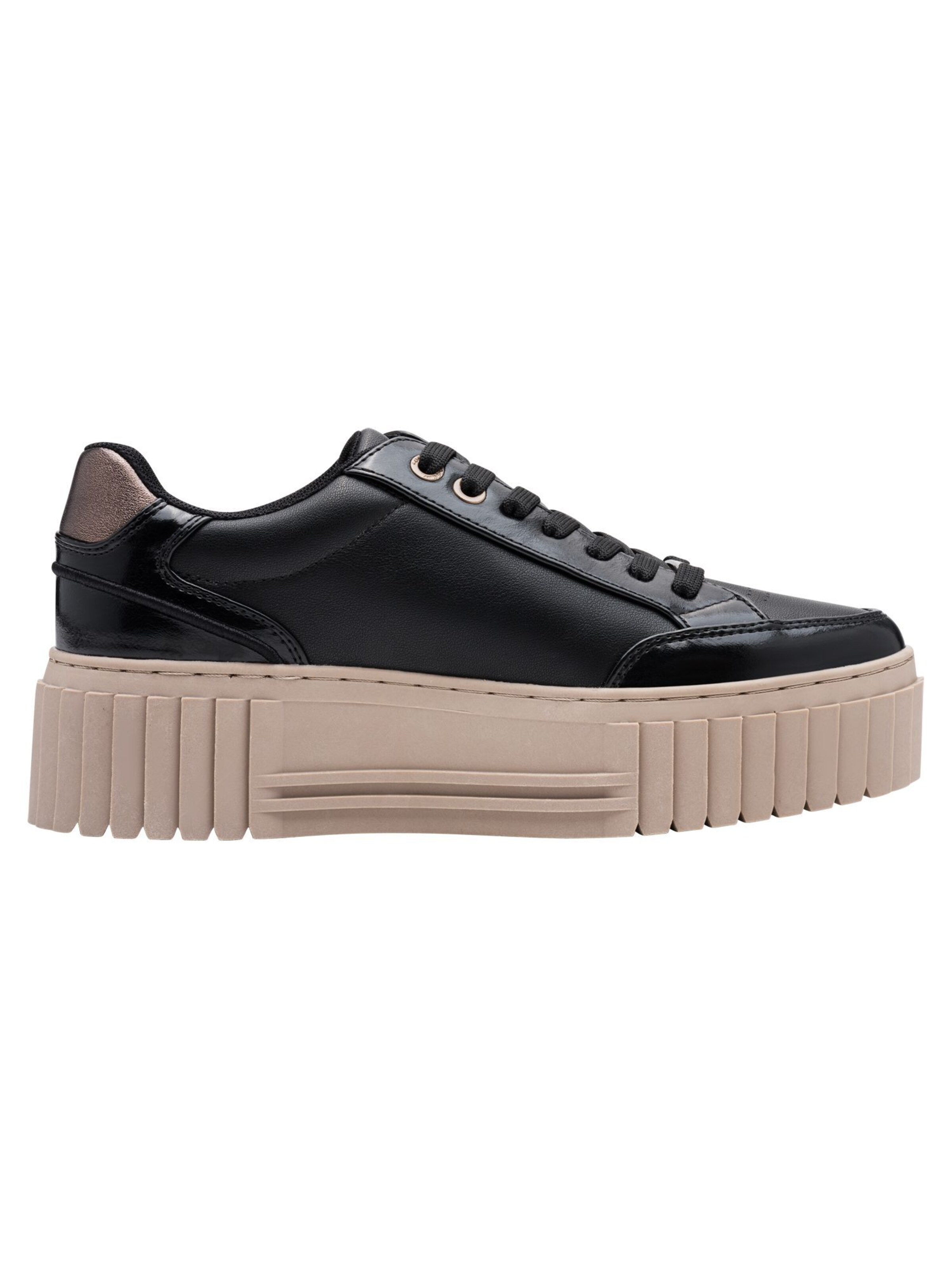 s.Oliver Sneakers in Black