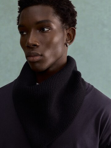 Pull&Bear Schal in Schwarz