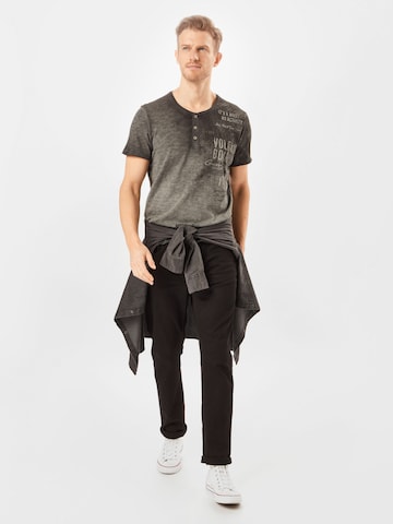 CAMP DAVID Tričko – šedá