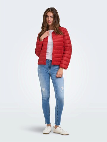 Veste mi-saison 'ONLRUBY' ONLY en rouge