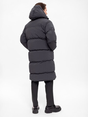 Cappotto invernale di Antioch in grigio