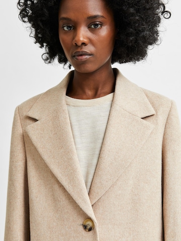 SELECTED FEMME Between-Seasons Coat 'Sasja' in Beige