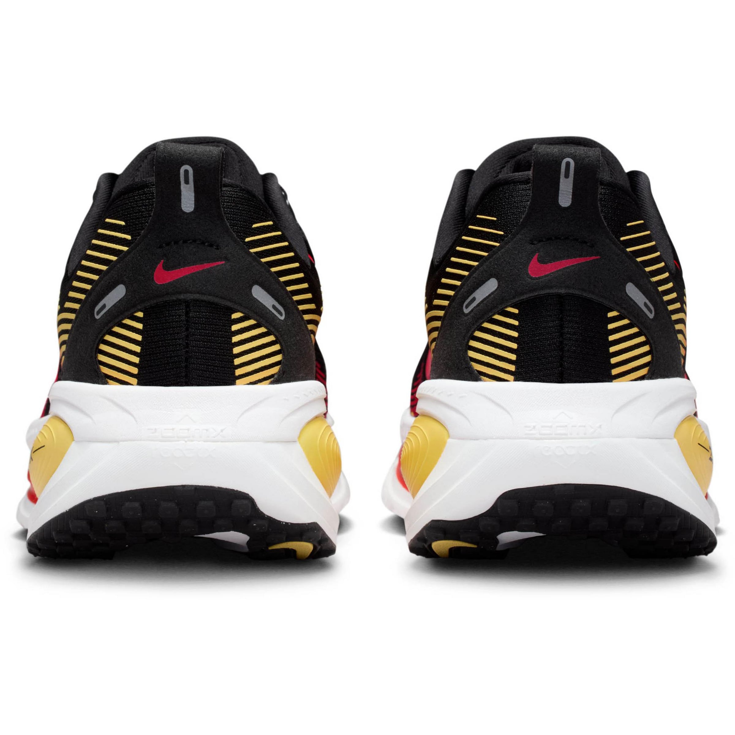 NIKE Laufschuh 'Vomero 18' in Schwarz