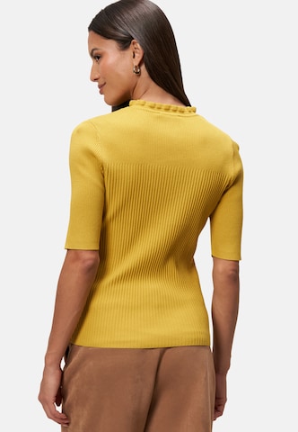 Pullover di zero in giallo