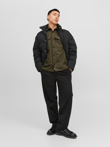 Coupe regular Veste mi-saison 'Roy' JACK & JONES en vert