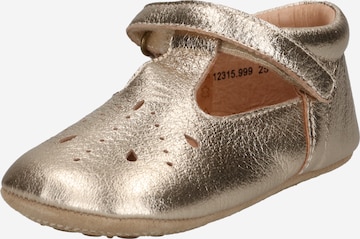 BISGAARD Ensiaskelkengät värissä kulta: etupuoli