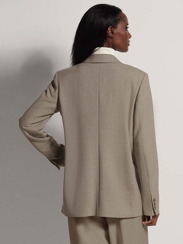 MADELEINE Blazer in Braun