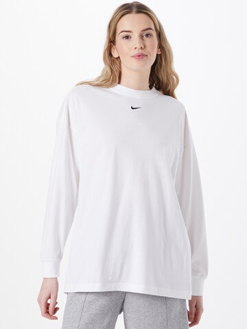 Tricou de la Nike Sportswear pe alb: față