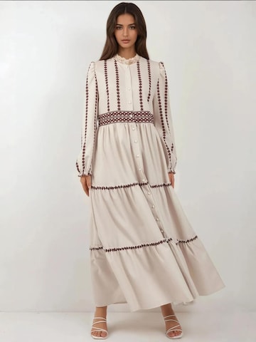 Hiccup Kleid in Beige: Vorderseite