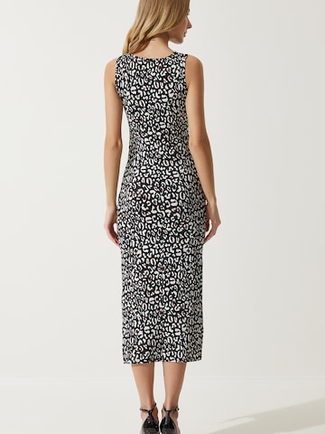 Happiness İstanbul Jurk in Zwart