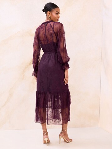 Robe Lipsy en violet