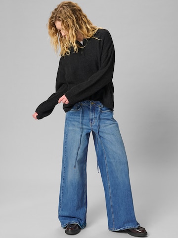 My Essential WardrobeWide Leg/ Široke nogavice Traperice 'MWKaro 144' - plava boja