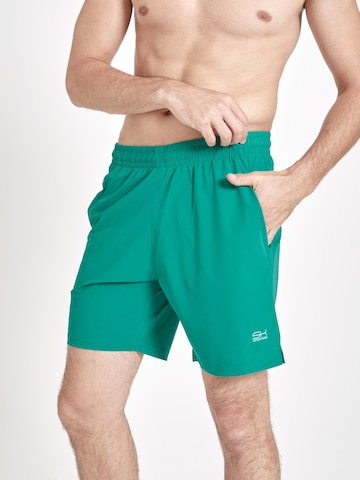 SPORTKIND Sporthose 'Shorts regular'‌‌‌ in Grün