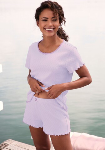 Pantaloni scurți de la VIVANCE pe mov: față