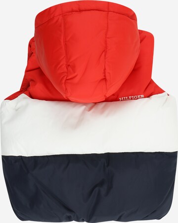 TOMMY HILFIGER Vest 'ESSENTIAL', värv valge