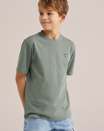 Tricou de la WE Fashion pe verde: față