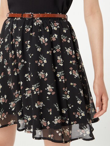 ABOUT YOU Skirt in Black