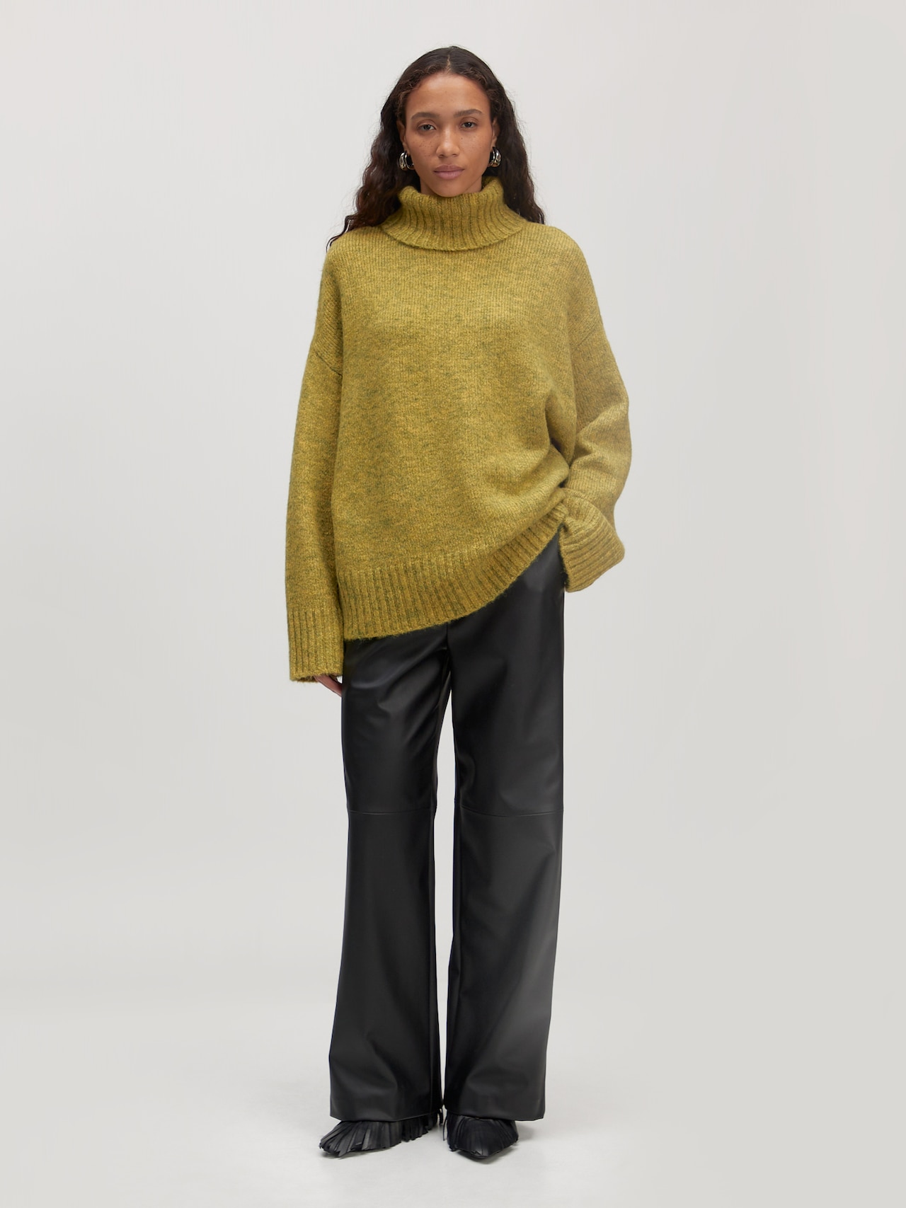 EDITED Pullover 'Lahela' oliva