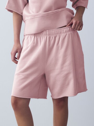 Next Loosefit Shorts in Pink: Vorderseite