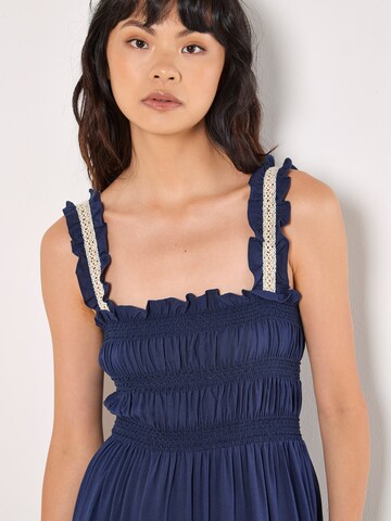 Apricot Dress ' ' in Blue