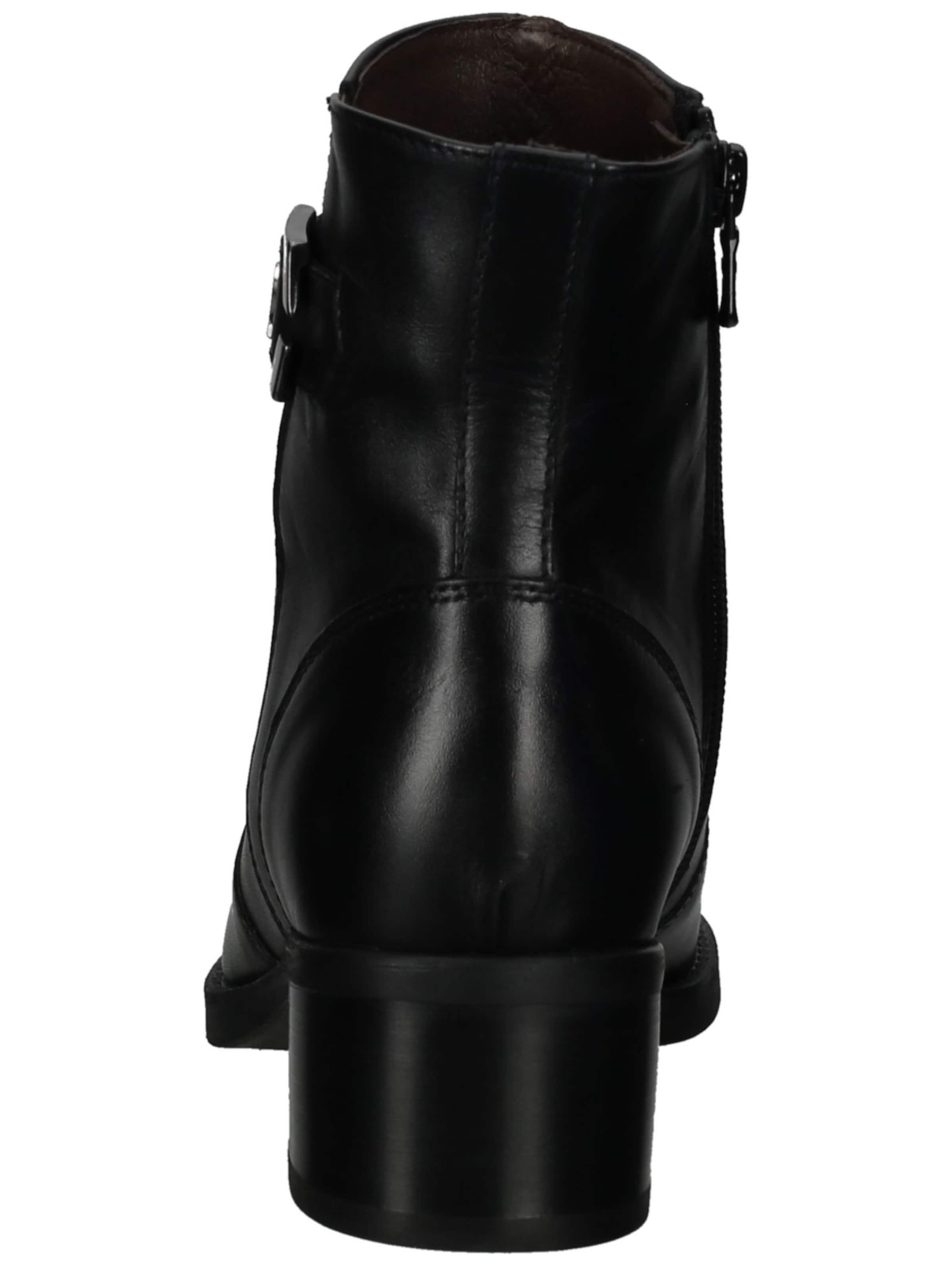 Nero Giardini Ankle Boots in Black
