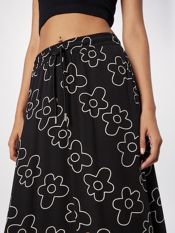 Urban Classics Skirt in Black