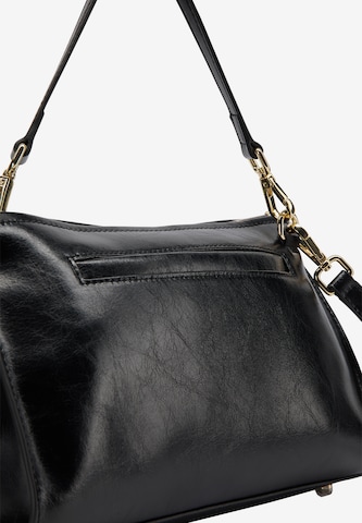 RISA Handbag in Black