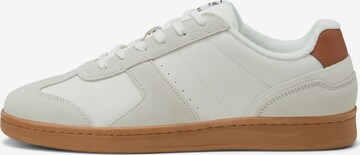 Baskets basses Marc O'Polo en beige : devant