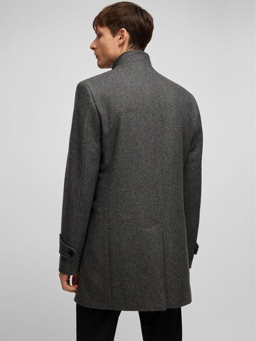 HECHTER PARIS Between-Seasons Coat in Grey