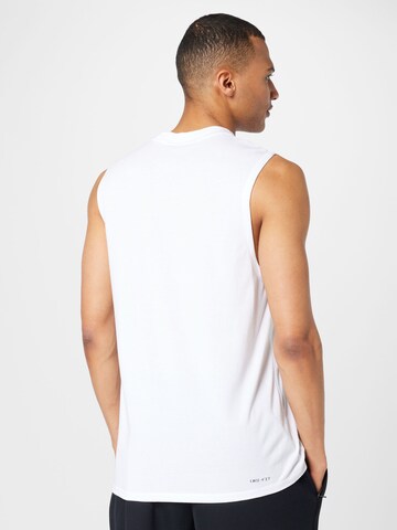 Jordan Performance shirt in White