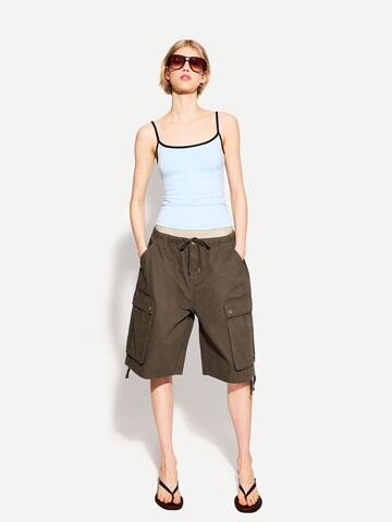 Loosefit Pantalon cargo Bershka en beige
