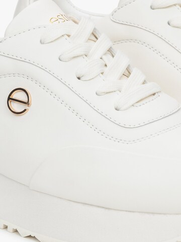 Sneaker bassa '201-3106' di Estro in bianco