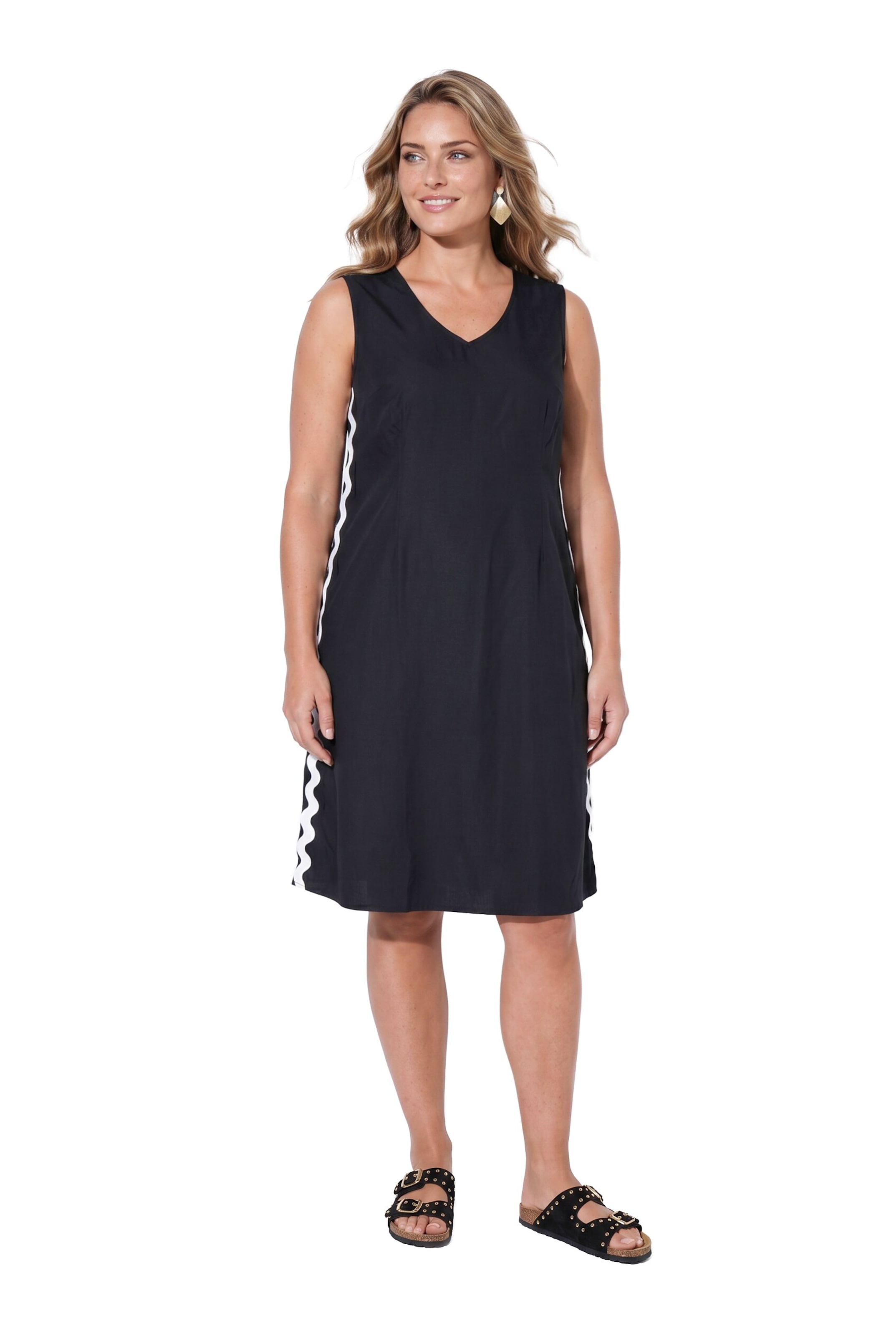 Angel of Style Jurk in Zwart: voorkant