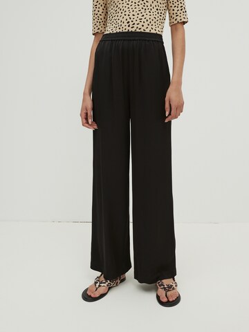 EDITED Loose fit Pants 'Izabella' in Black: front