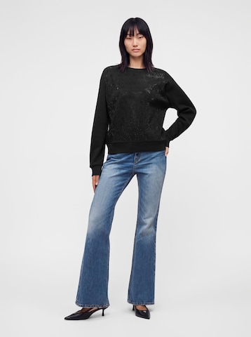 GUESS - Sudadera en negro