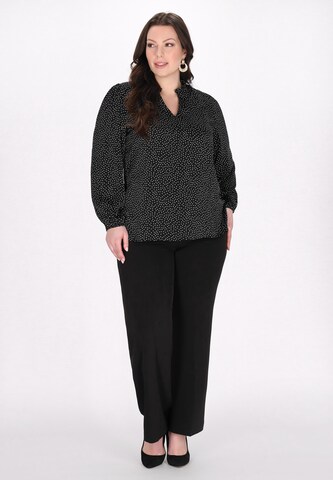 faina Blouse in Zwart