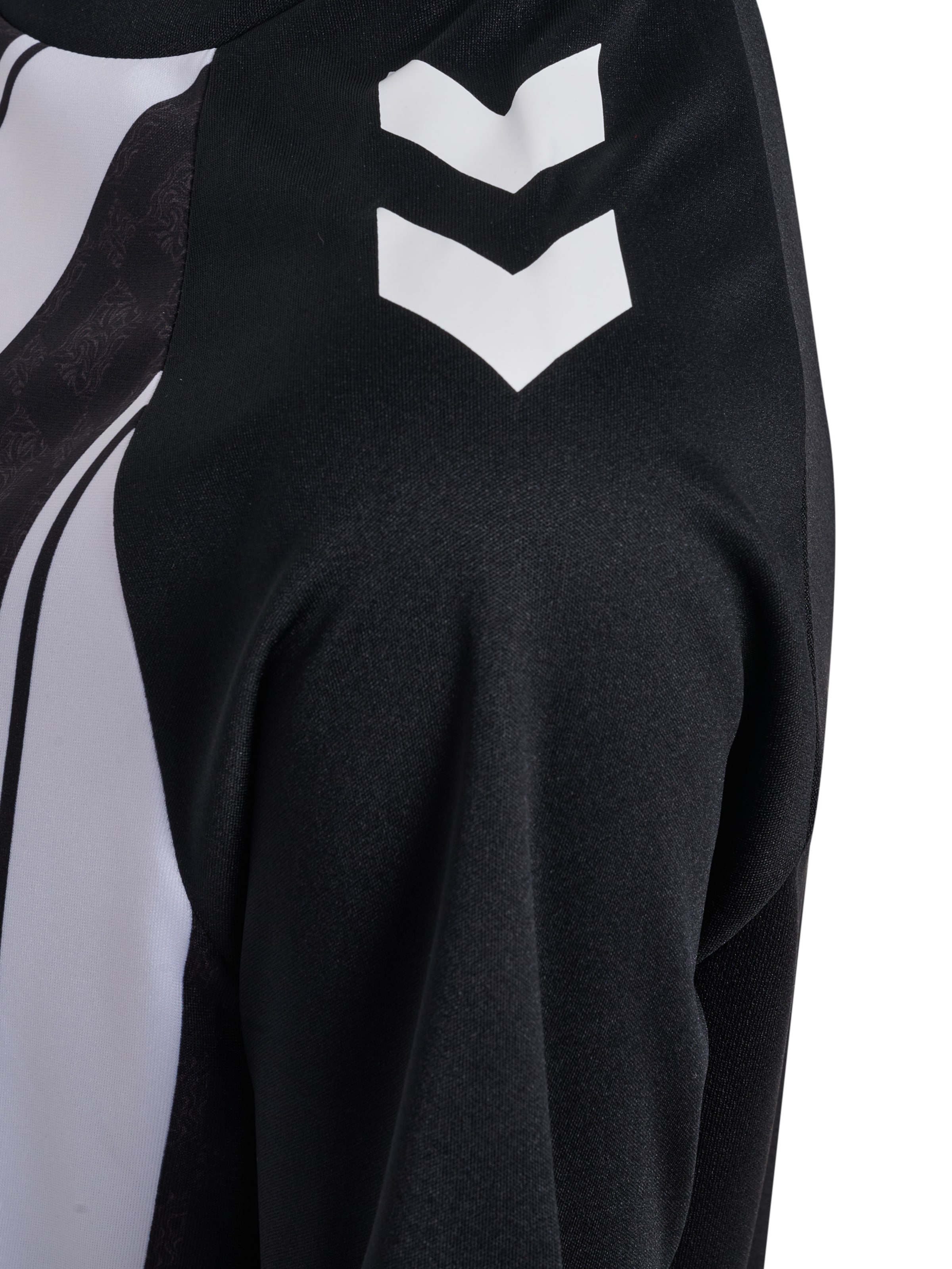 Hummel Performance Shirt in Black