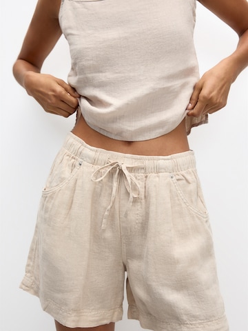 Regular Pantalon Pull&Bear en beige